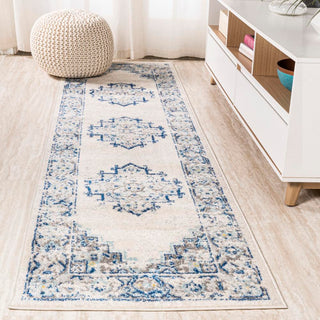 Cassiopeia Inigo Cottage Medallion Area Rug