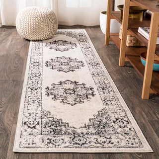 Cassiopeia Inigo Cottage Medallion Area Rug