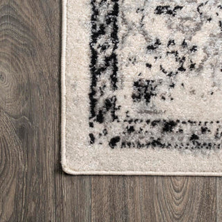 Cassiopeia Inigo Cottage Medallion Area Rug