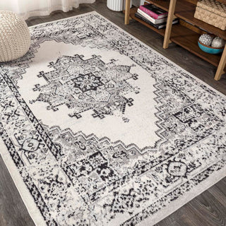 Cassiopeia Inigo Cottage Medallion Area Rug