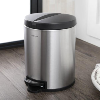 Oscar Round 8-Gallon Step-Open Trash Can with FREE Mini Trash Can