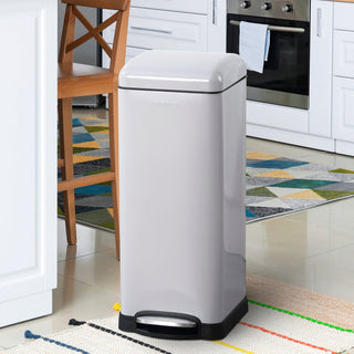 Betty Retro 30 Liters/8 Gallon Trash Can