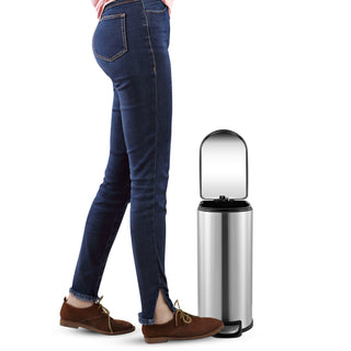 Rassol Mini 2.6-Gallon Step-Open Trash Can