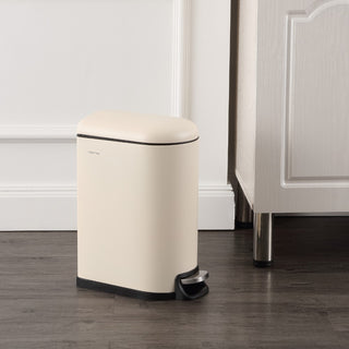 Rassol Mini 2.6-Gallon Step-Open Trash Can