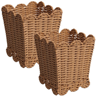 Lunaris Modern Farmhouse Resin 3.3-Gallon Tapered Square Wicker Watebasket with Scalloped Edge