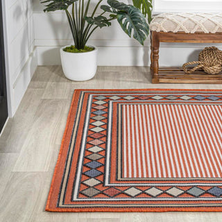 Well High-Low Modern Diamond Border Indoor/Outdoor Area Rug