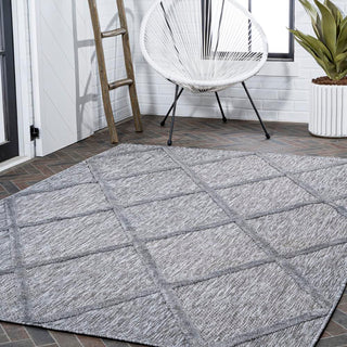 Oswald diamond Trellis Indoor/outdoor Area Rug