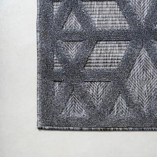 Celia neutral Geometric Indoor/outdoor Area Rug