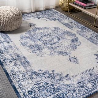 Face Cottage Medallion Area Rug