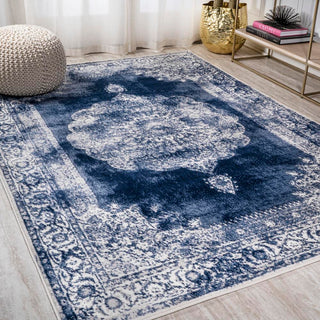 Face Cottage Medallion Area Rug