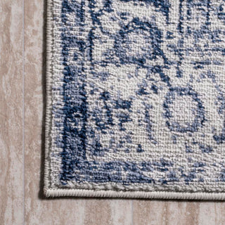 Face Cottage Medallion Area Rug