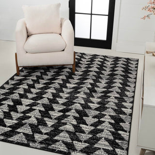 Tonga Aisha Moroccan Triangle Geometric Area Rug