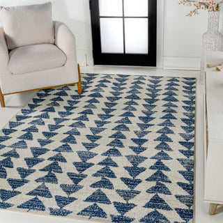 Tonga Aisha Moroccan Triangle Geometric Area Rug