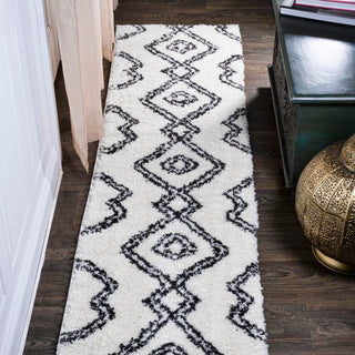 Porirua Deia Moroccan Style Diamond Area Rug