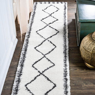 Whangarei Calvia Moroccan Diamond Shag Area Rug