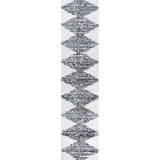 Hastings Elm Diamond Stripe Geometric Area Rug