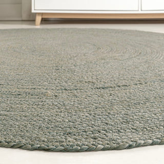 Pilu Braided Coastal Cottage Round Jute Area Rug