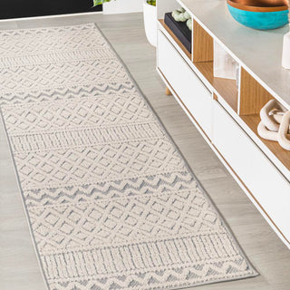 chevron High-Low Modern Trellis Geometric Indoor/Outdoor Area Rug