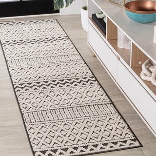 chevron High-Low Modern Trellis Geometric Indoor/Outdoor Area Rug