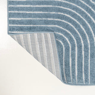 Ewe Minimalist Curve Geometric Rug