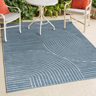 Ewe Minimalist Curve Geometric Rug