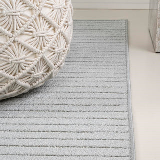 Ewe Minimalist Curve Geometric Rug