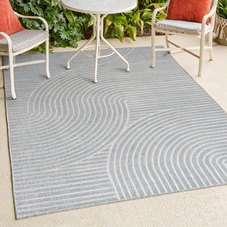 Ewe Minimalist Curve Geometric Rug