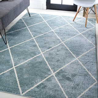 Bounty Minimalist Diamond Trellis Area Rug