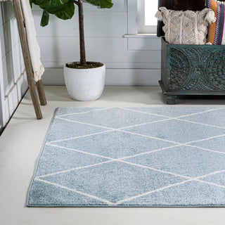 Bounty Minimalist Diamond Trellis Area Rug