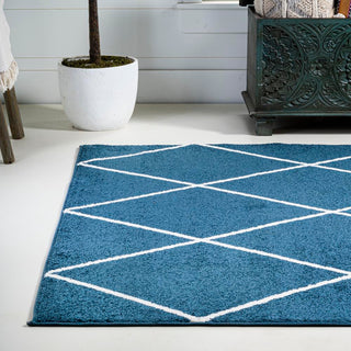 Bounty Minimalist Diamond Trellis Area Rug