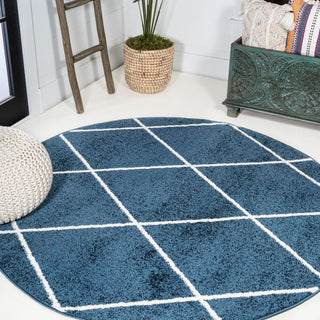 Bounty Minimalist Diamond Trellis Area Rug