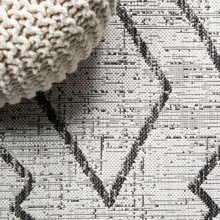 Funchat Carwa Tribal Diamond Trellis Area Rug