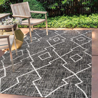 Funchat Carwa Tribal Diamond Trellis Area Rug