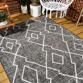 Funchat Carwa Tribal Diamond Trellis Area Rug