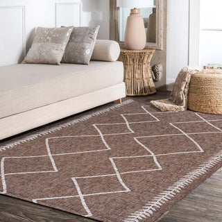 Gandra Derya Tribal Diamond Trellis Area Rug