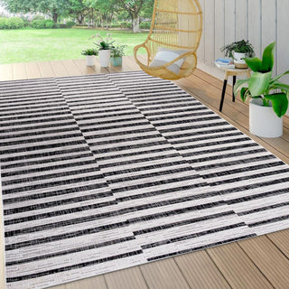 Fatima Sukie Offset Stripe Indoor/Outdoor Area Rug