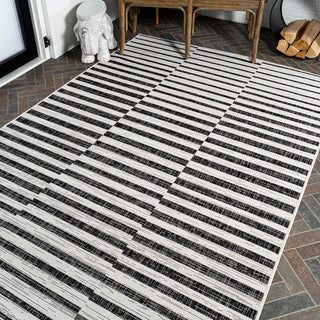 Fatima Sukie Offset Stripe Indoor/Outdoor Area Rug