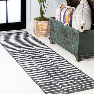 Fatima Sukie Offset Stripe Indoor/Outdoor Area Rug