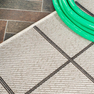 Mae Modern Squares Indoor/outdoor Area Rug