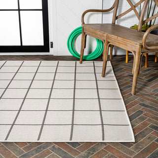 Mae Modern Squares Indoor/outdoor Area Rug