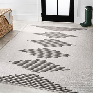 Walter Diamond Stripe Indoor/outdoor Area Rug