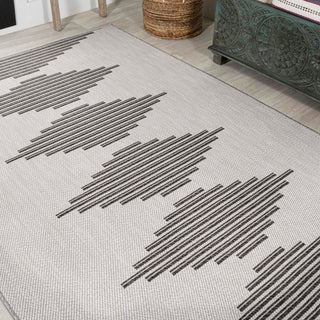 Walter Diamond Stripe Indoor/outdoor Area Rug