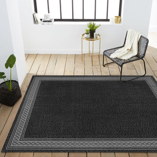 Kristine Classic Diamond Border Indoor/outdoor Area Rug