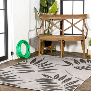 Angie Tropical Palm Leaf Indoor/outdoor Area Rug