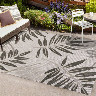 Angie Tropical Palm Leaf Indoor/outdoor Area Rug