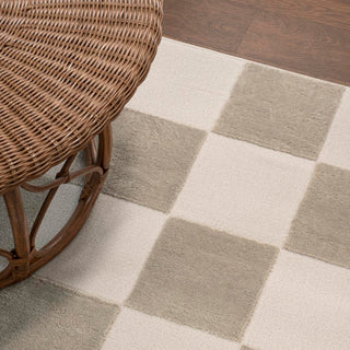 Hand Modern Geometric Checkerboard High-Low Area Rug