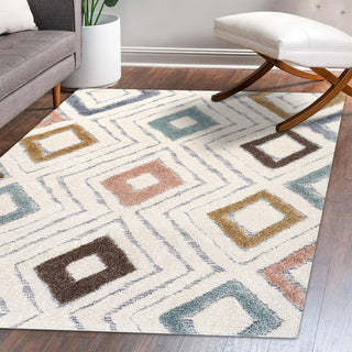 Maira Diamond Tribal High-low Area Rug