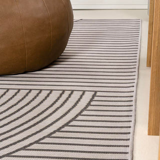 Cord Mid-Century Modern Curve Stripe Reversible Machine-Washable Indoor/Outdoor Area Rug