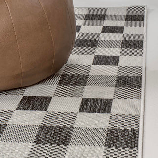 Courtyard Traditional Geometric Bold Gingham Indoor/Outdoor Area Rug