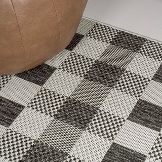 Courtyard Traditional Geometric Bold Gingham Indoor/Outdoor Area Rug